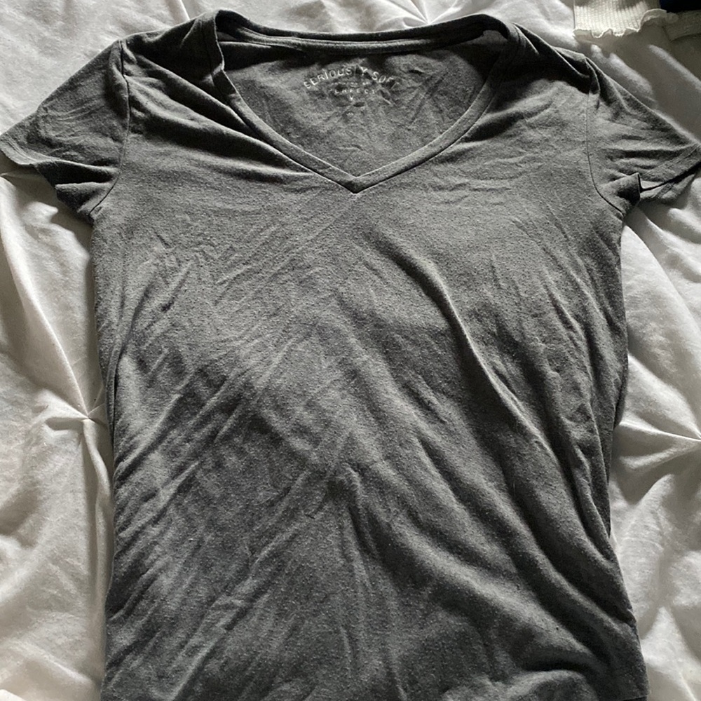 Plain Grey Aeropostale V-Neck T-Shirt. Size xs